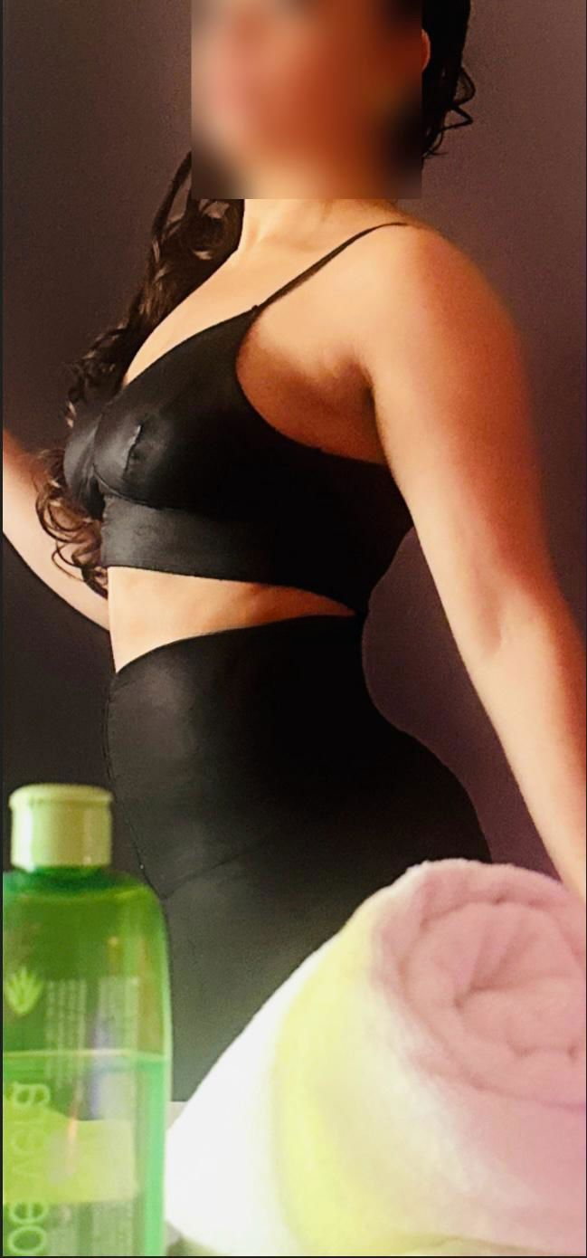 648180423|CARLA|Chica