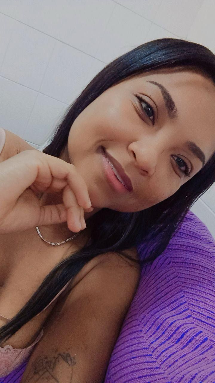 686053245|GABRIELA|Chica
