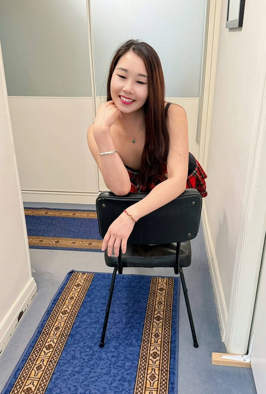 654100477 | ANQI | Escort