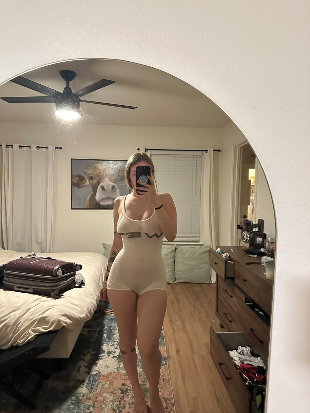 613964249|MIA|Chica