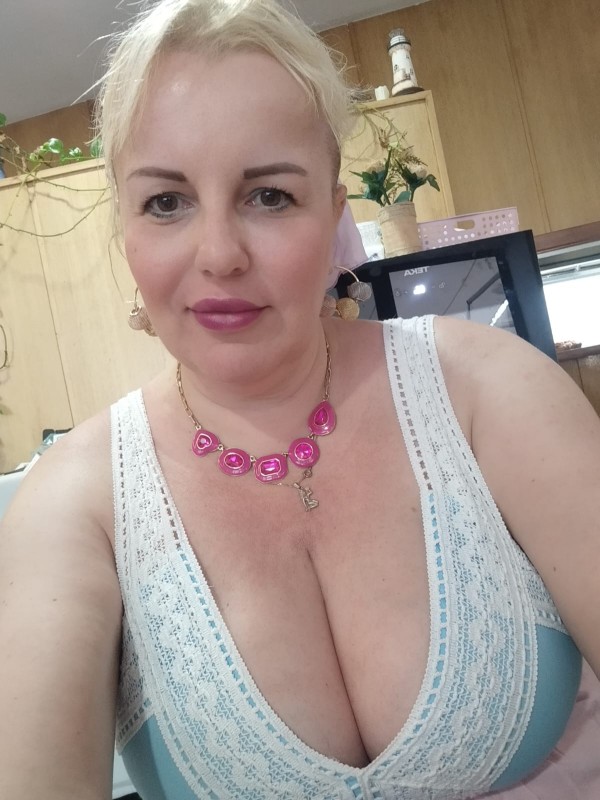 637854032|RUBIA|Chica