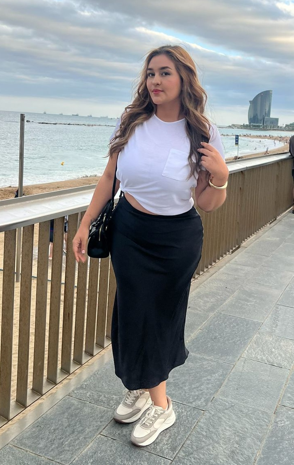 943465622|DIANA|Escort