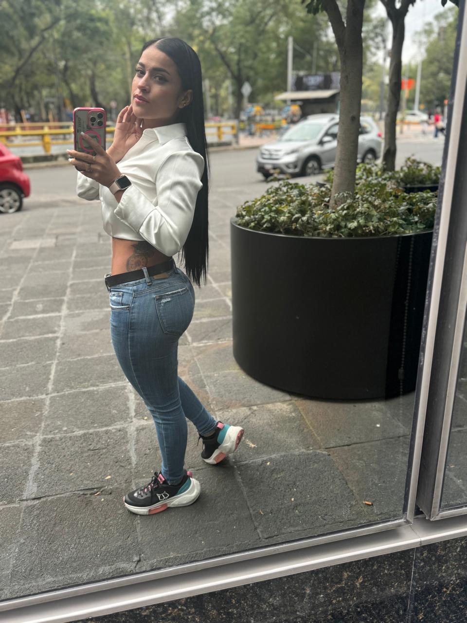 615302554|LUCIA|Chica