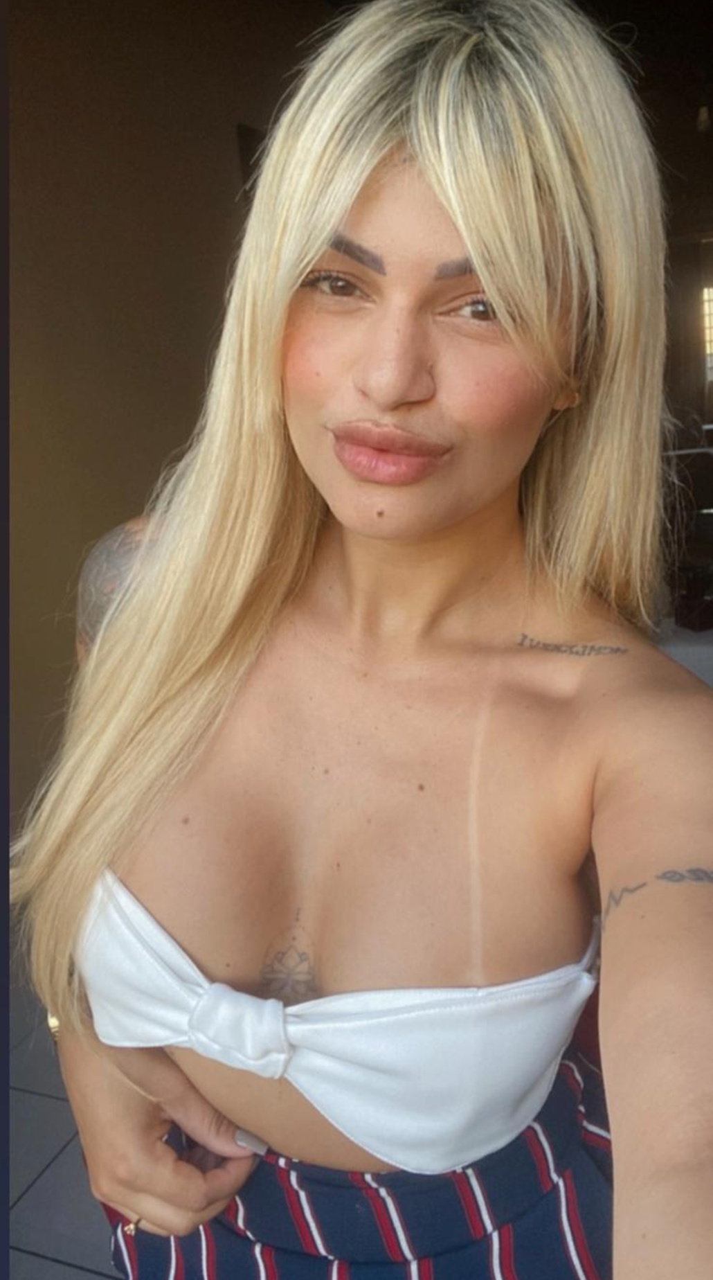 624694100|GRAZIE|Chica