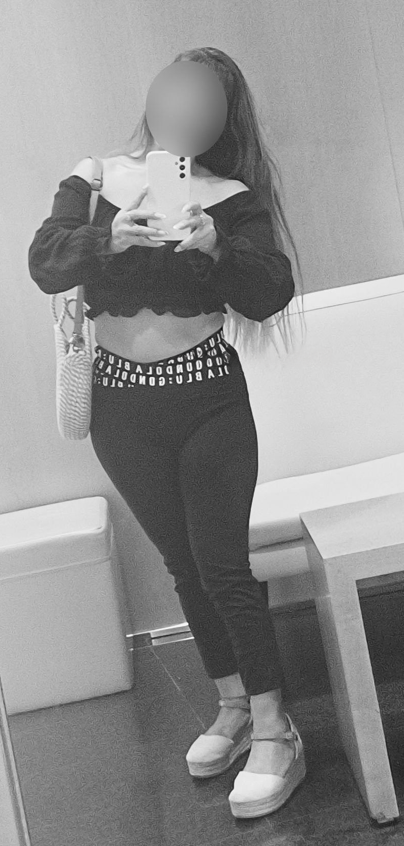 647781109|DAYANA|Chica