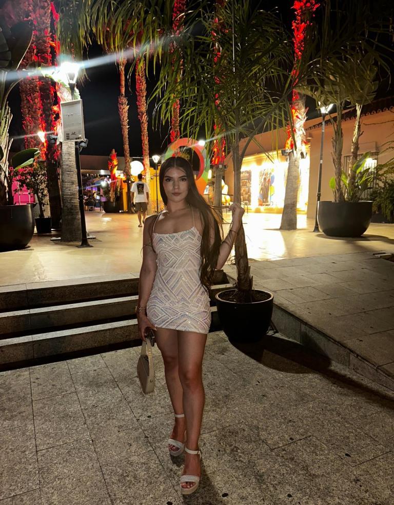 602466375|SARA|Chica