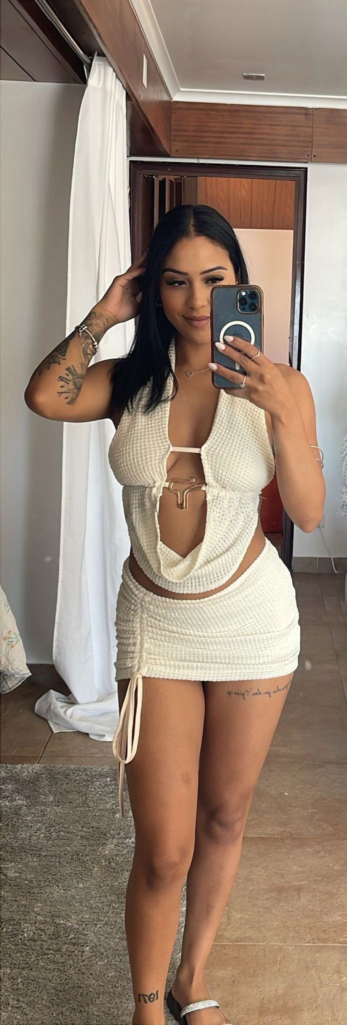 613465225|ISABELA|Chica