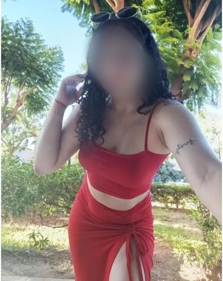 611342753|LAURA|Chica