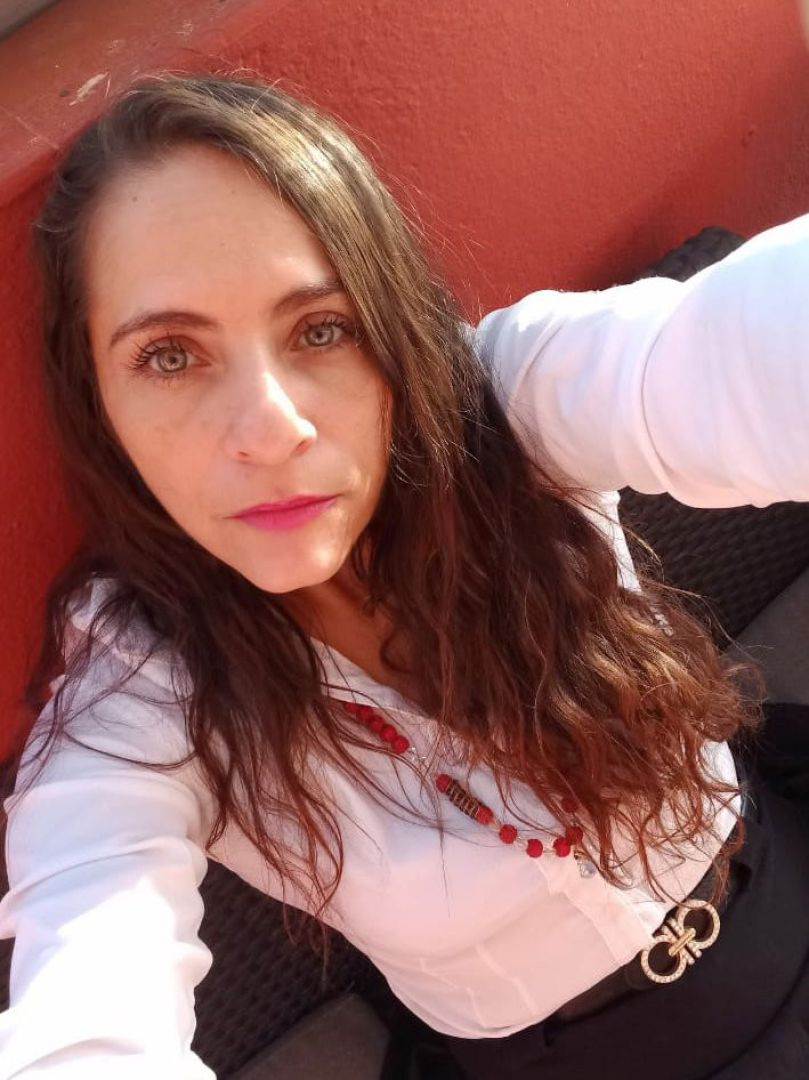 612210519|SAMIRA|Chica