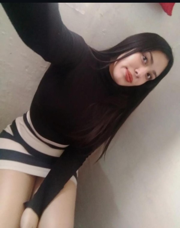 611244715|VERONICA|Chica