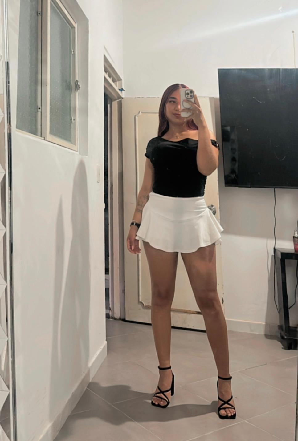 603363125|SOFIA|Chica