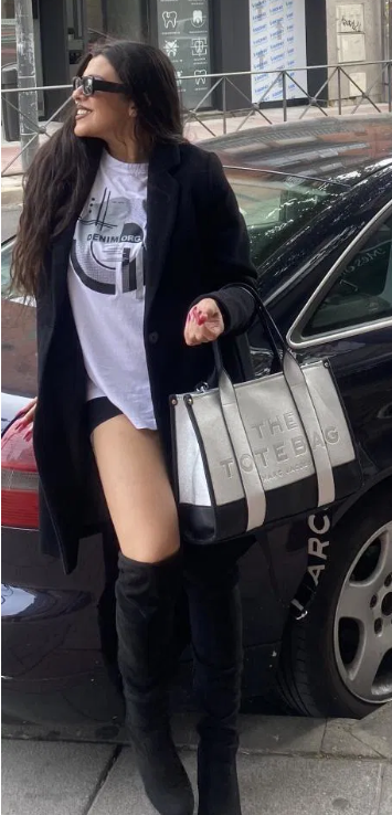 633864073|PAULA|Chica
