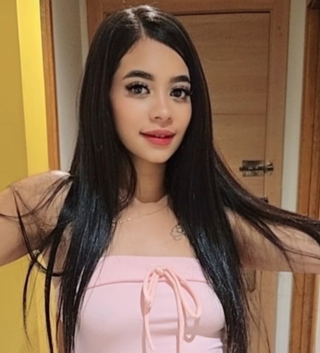 680615957|MIA|Chica