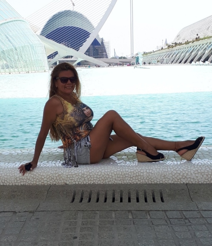 600308331|ANGY|Chica