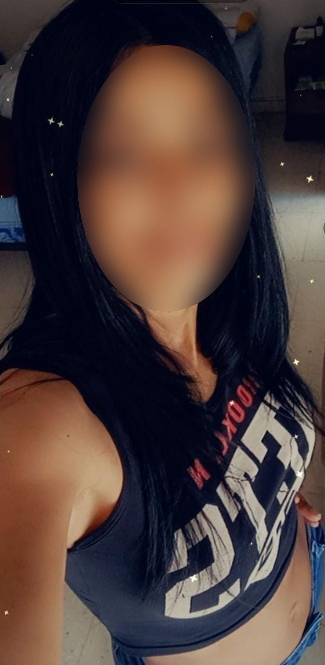 643733221|LUCIA|Chica