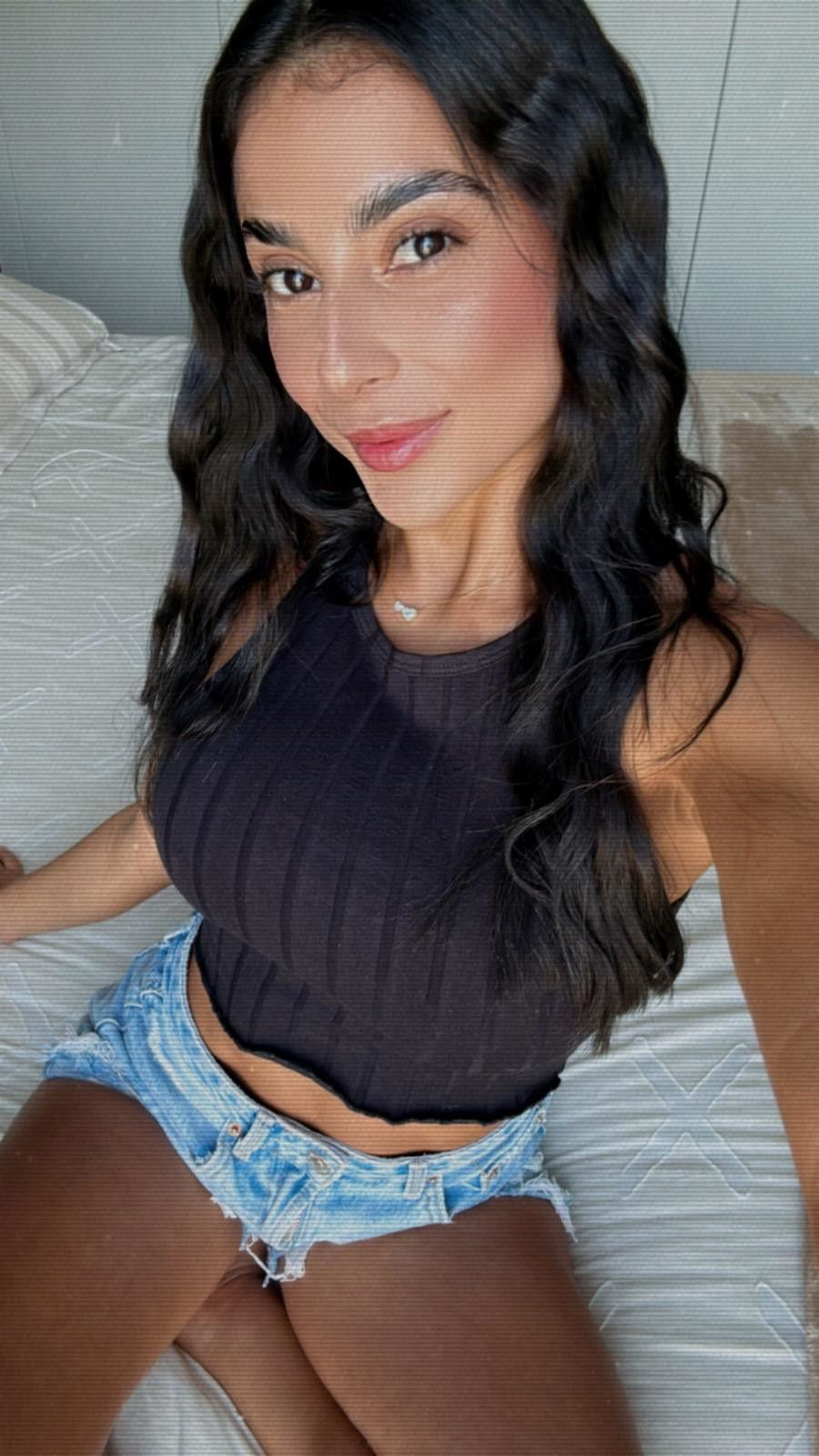 627330454|ARISHA|Chica