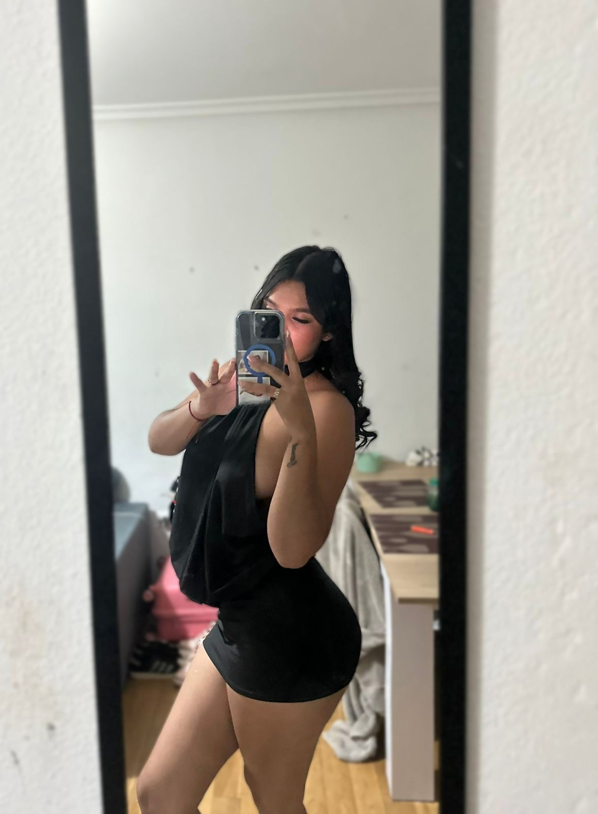 632985990|LUNA|Chica