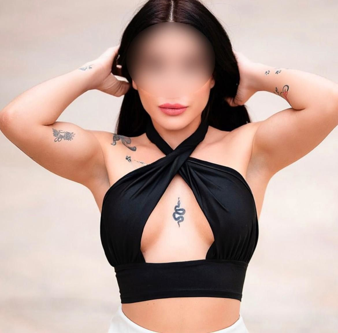 611915701|ÁNGELA|Chica