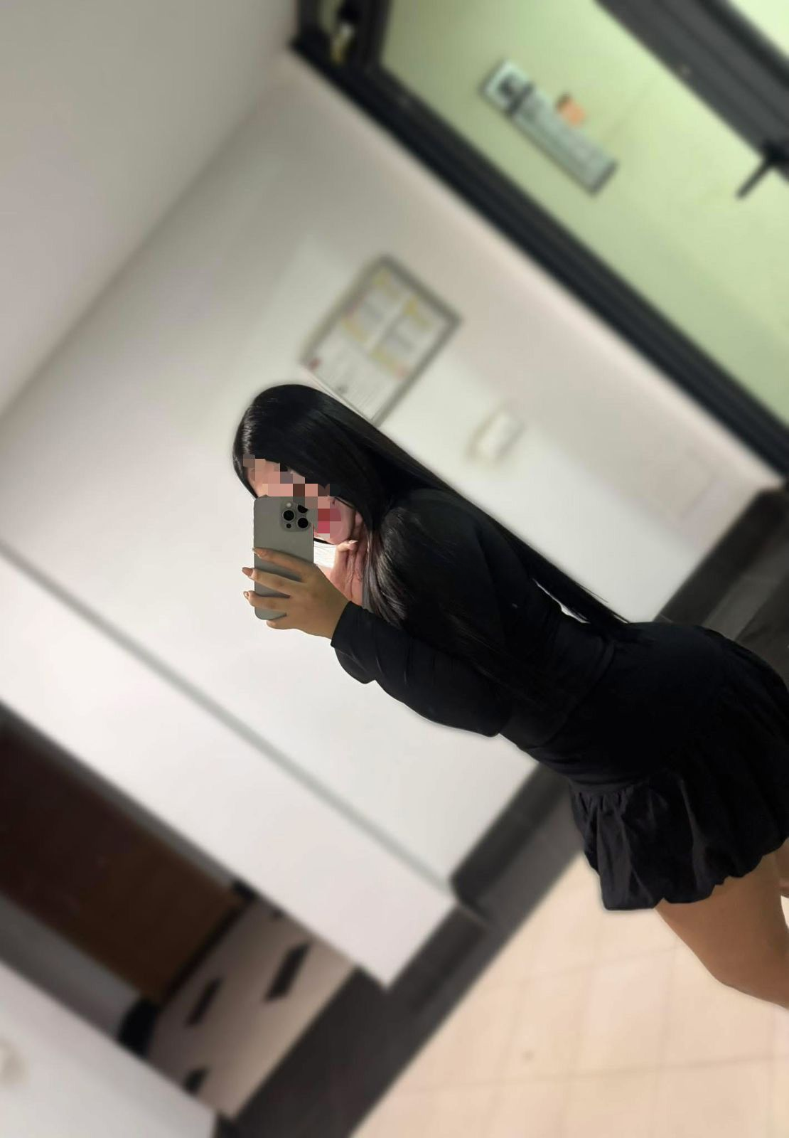633214091|SHAROM|Chica