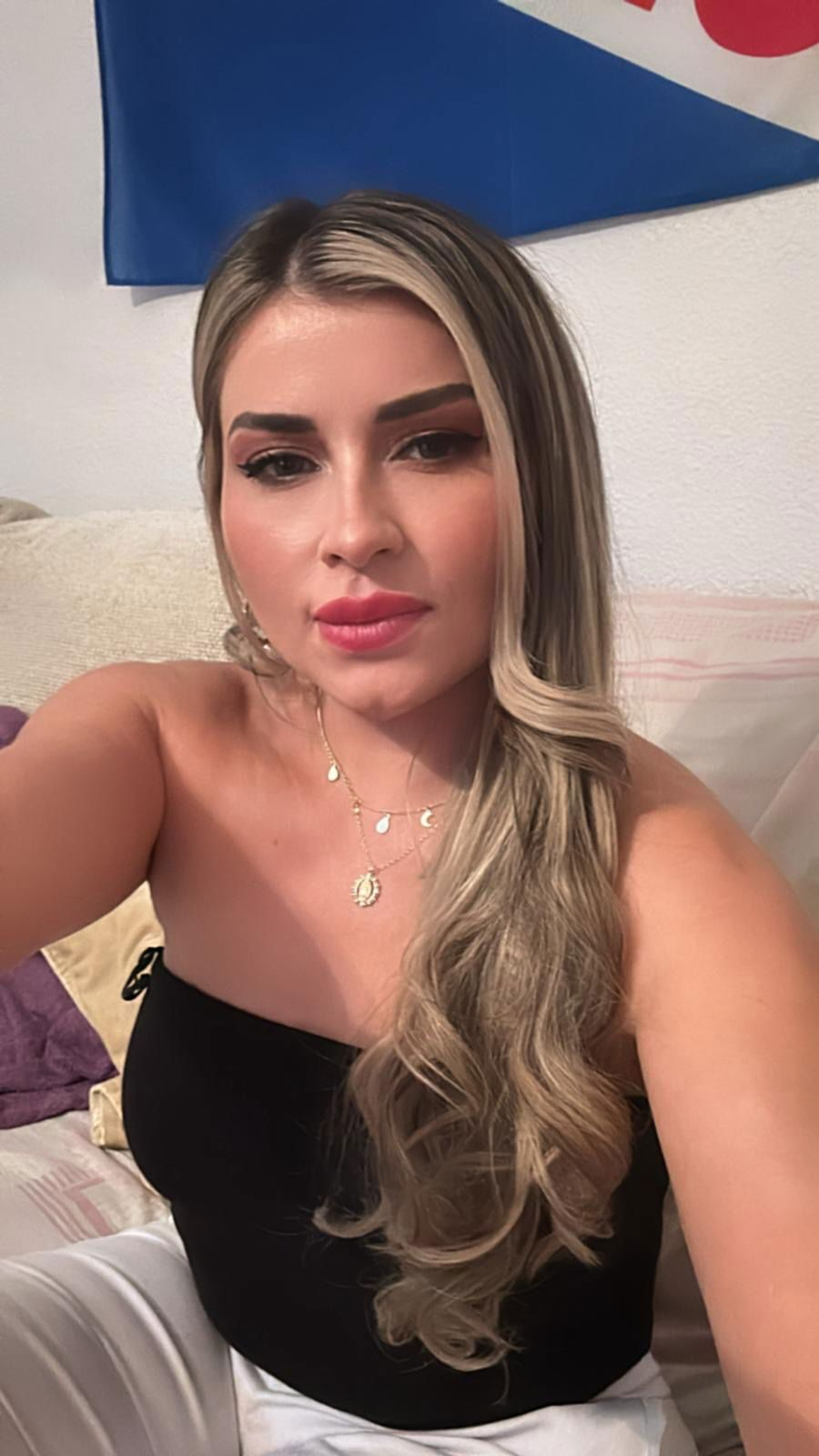 632427142|PAOLA|Chica