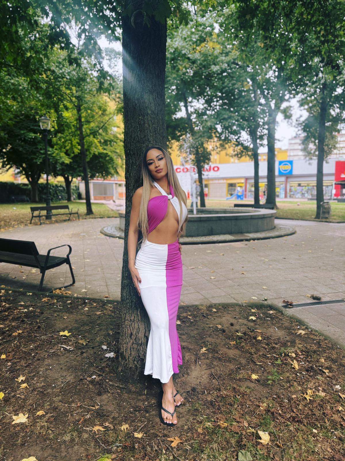 611333964|LYS|Escort