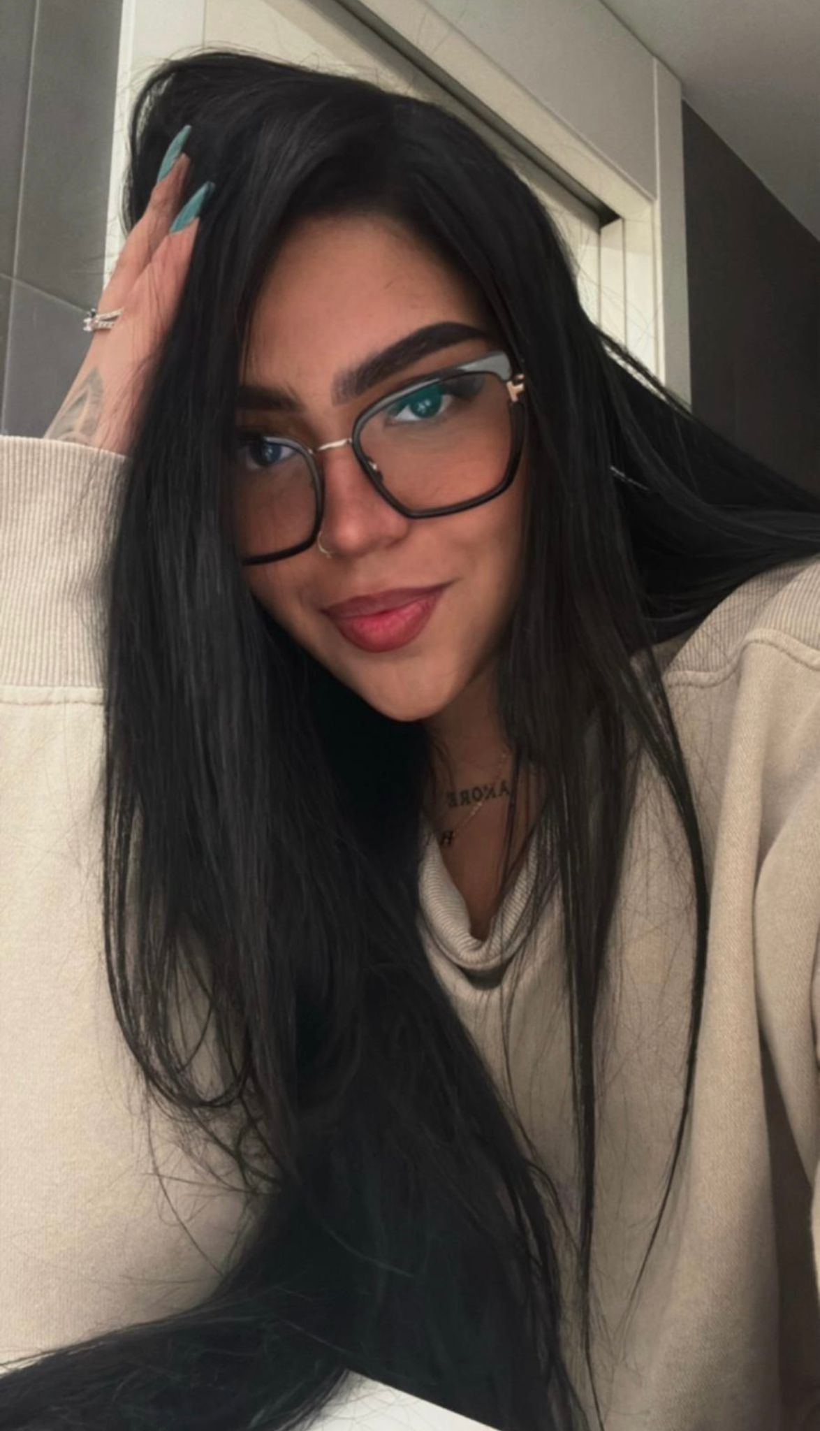 694283354 | SUSY | Chica