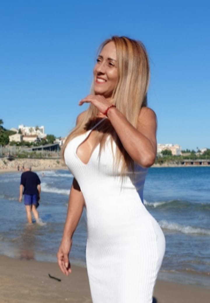 672874493|MAITE|Escort