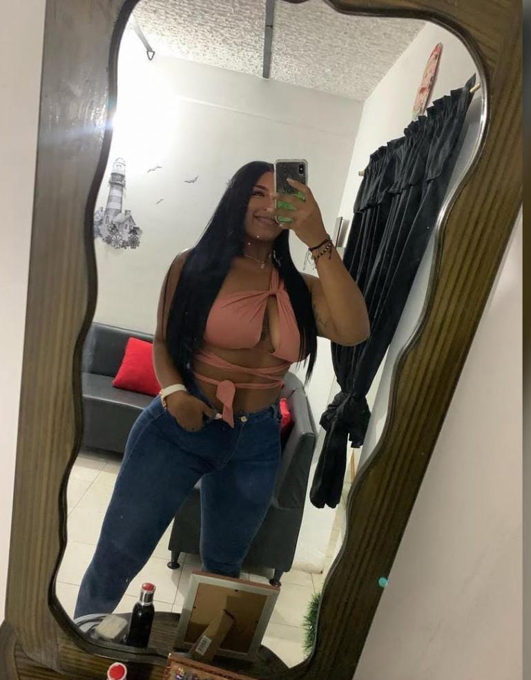 614594049|ISA|Chica