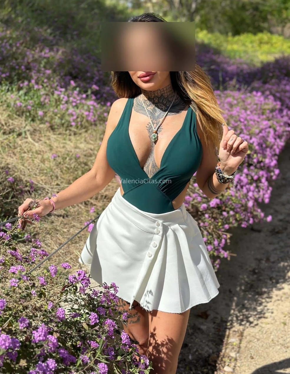 695405011|VANESSA|Chica