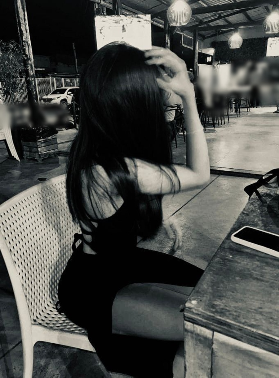 672425680|ANTONELA|Puta