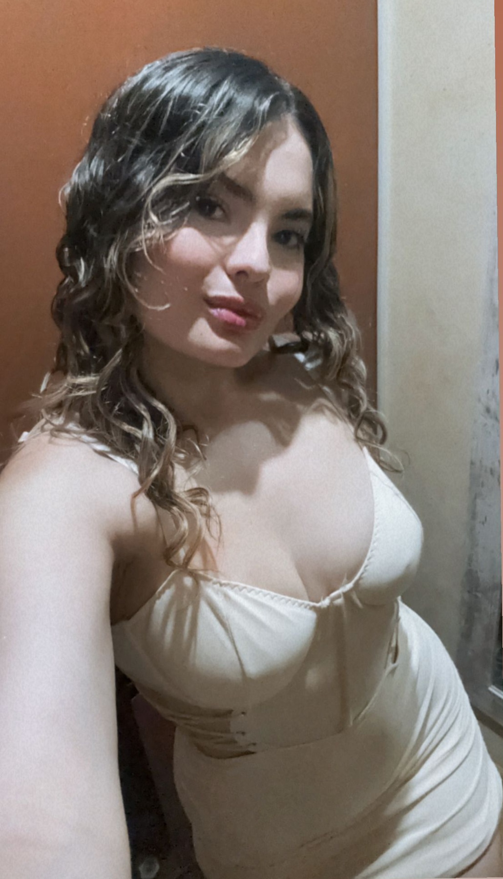624411831|EMELY|Chica