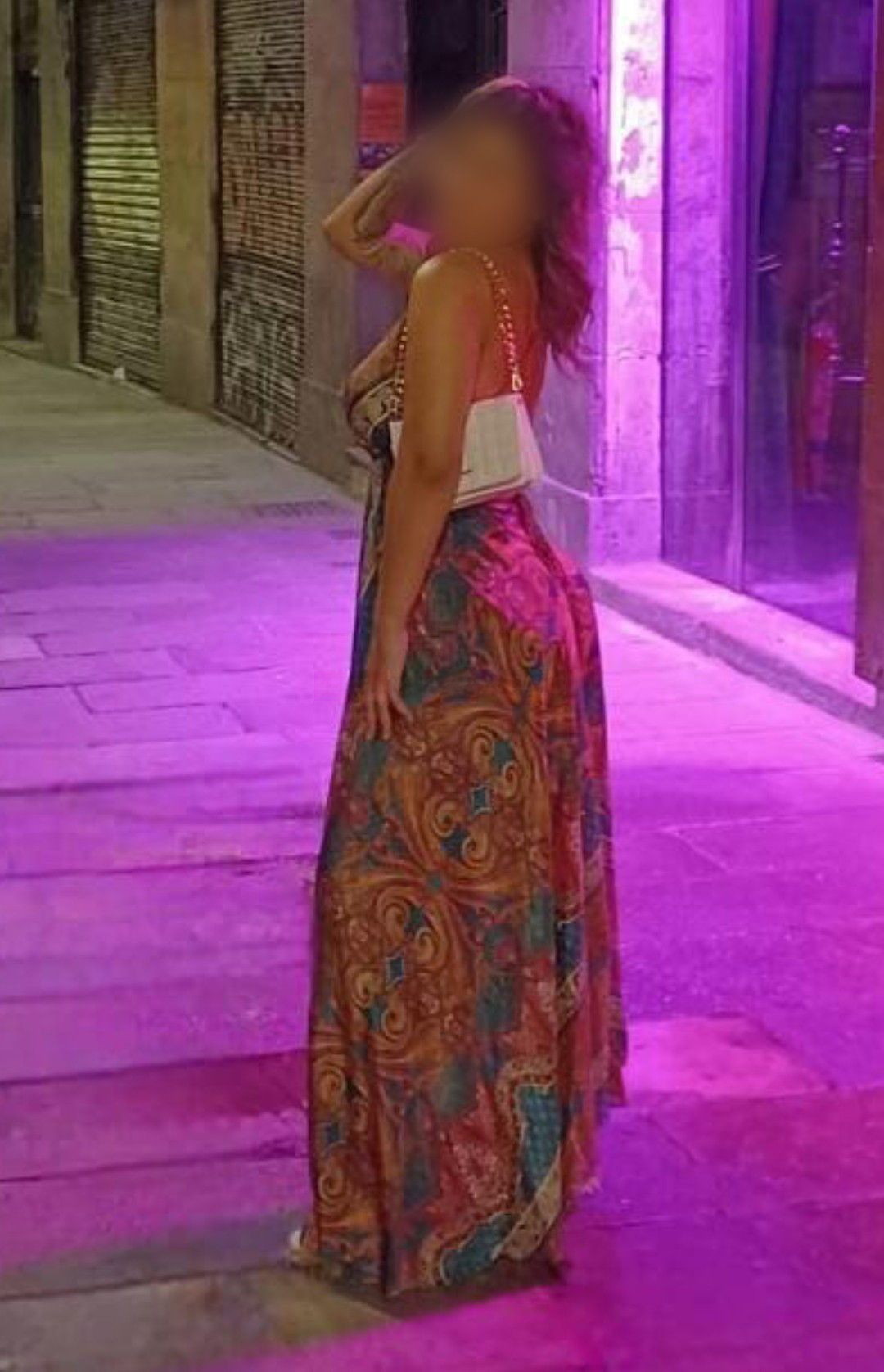 674822076|ANA|Chica