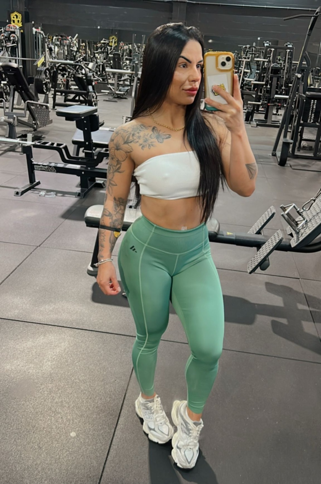 685352138|MÍA|Escort