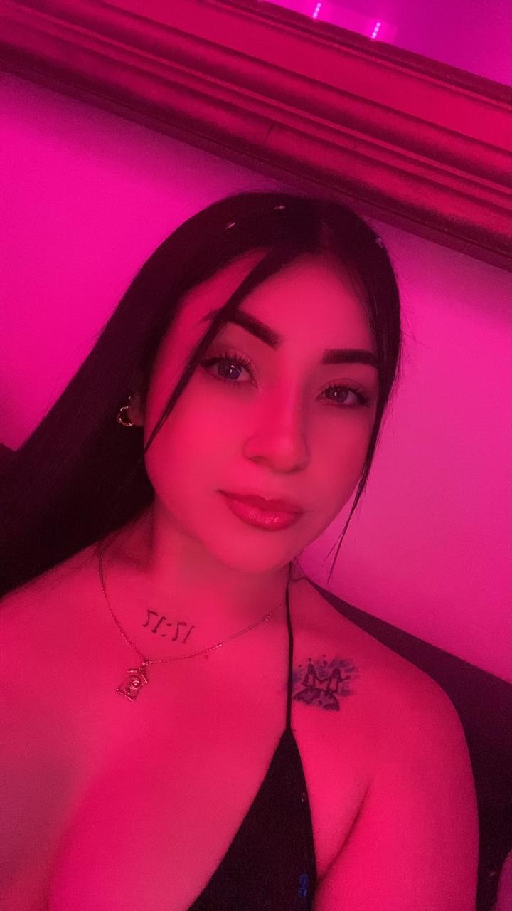 641053660|ANDREA|Puta