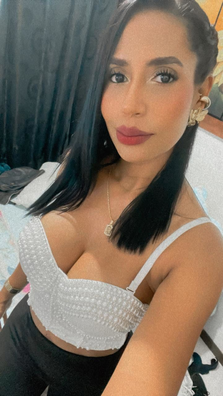 632062218|NATHALIA|Chica