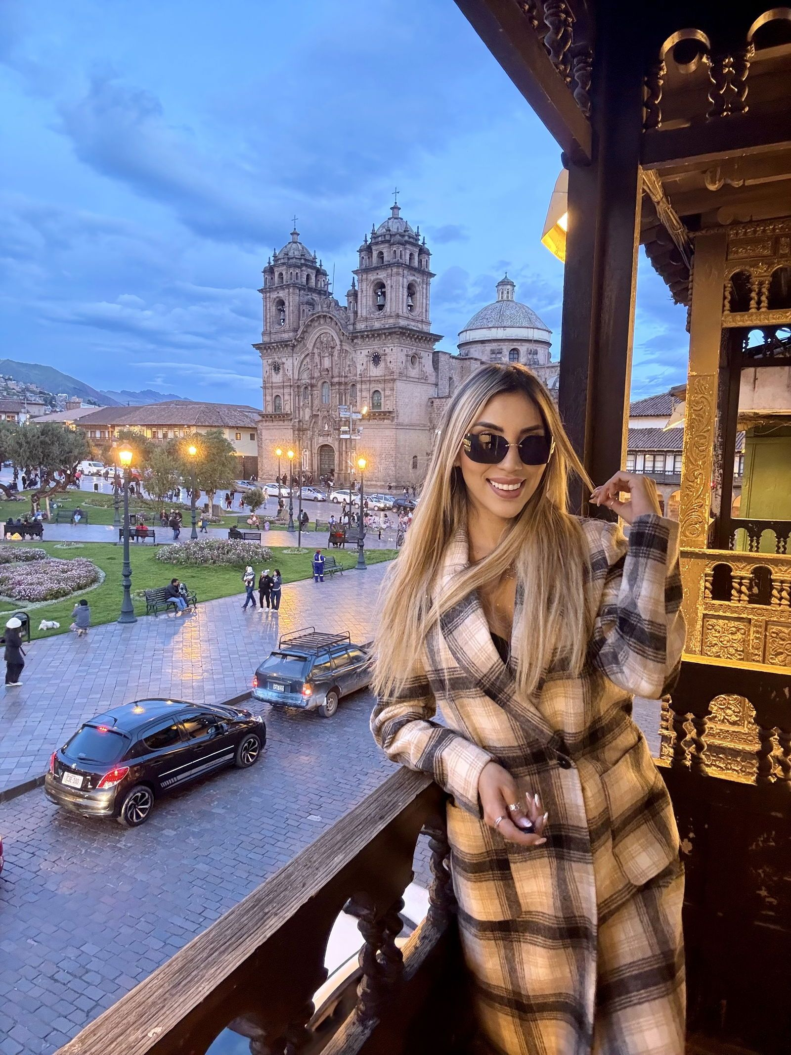 671186472|FIORELLA|Chica