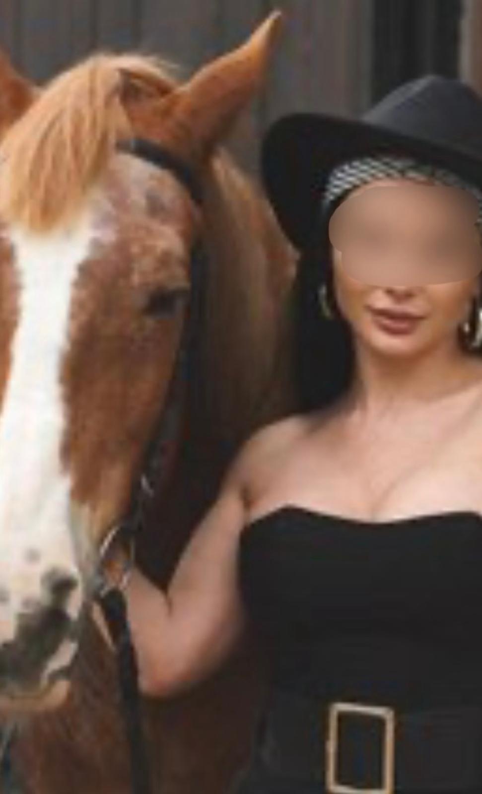 611228505|ITXASO|Escort