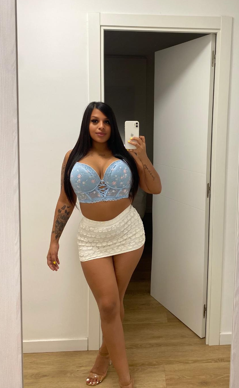 662683735|DULCE|Escort