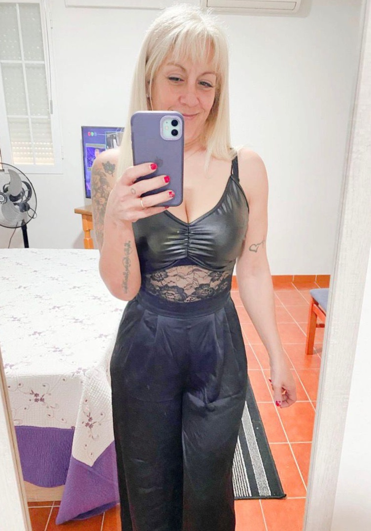 683166548 | BARBARA | Chica