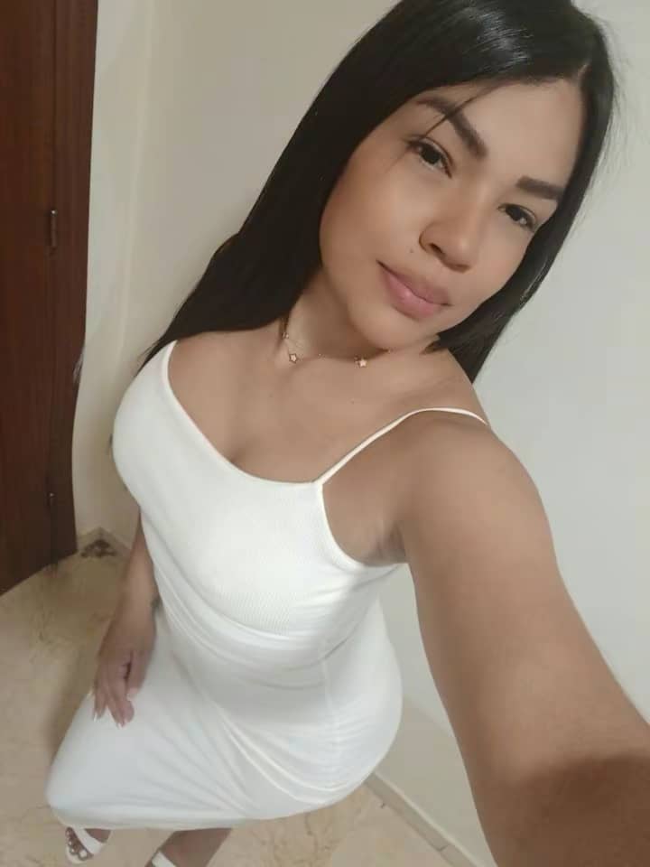 613902396 | CAMILA | Escort