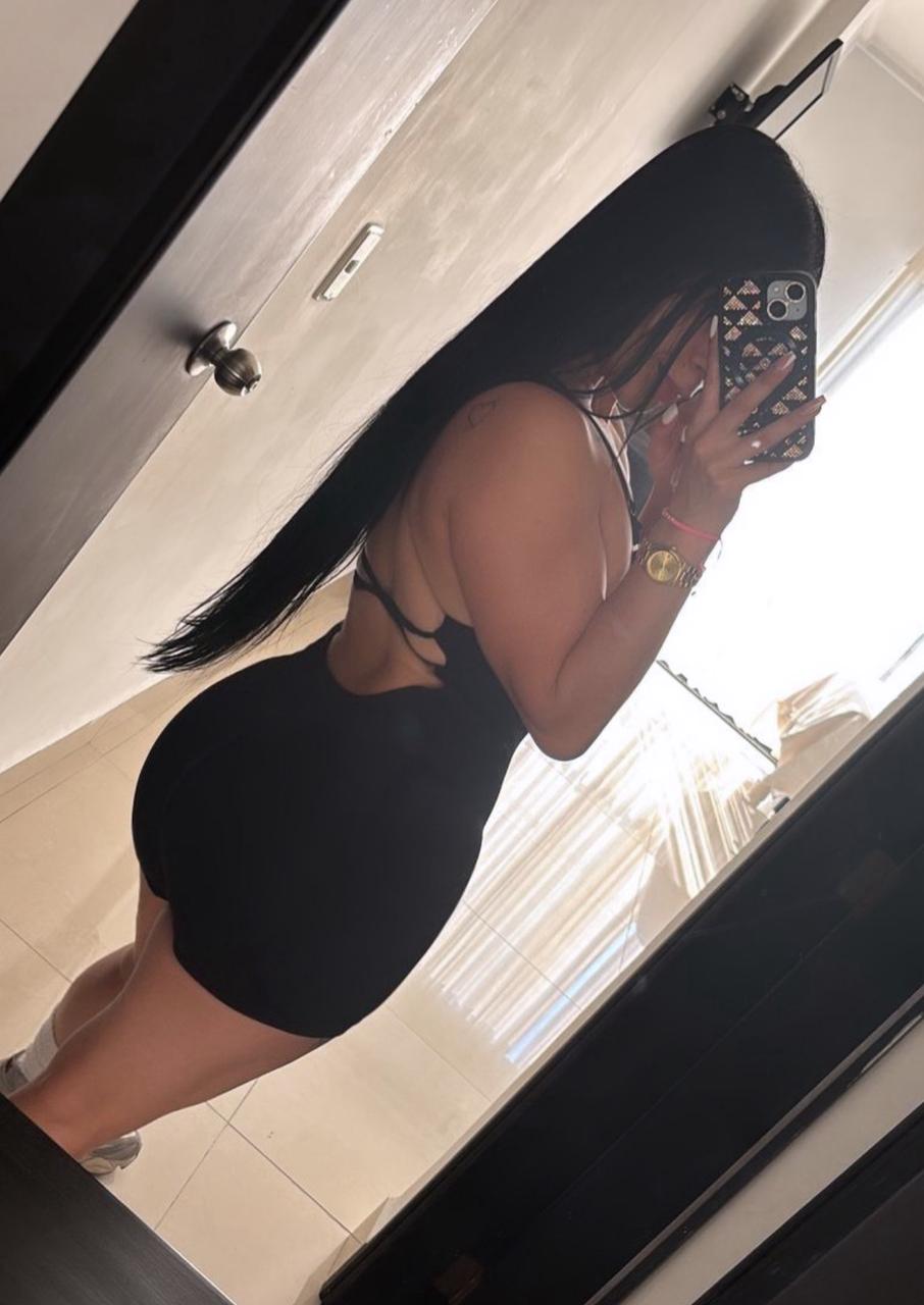 613619891 | ROXY | Chica