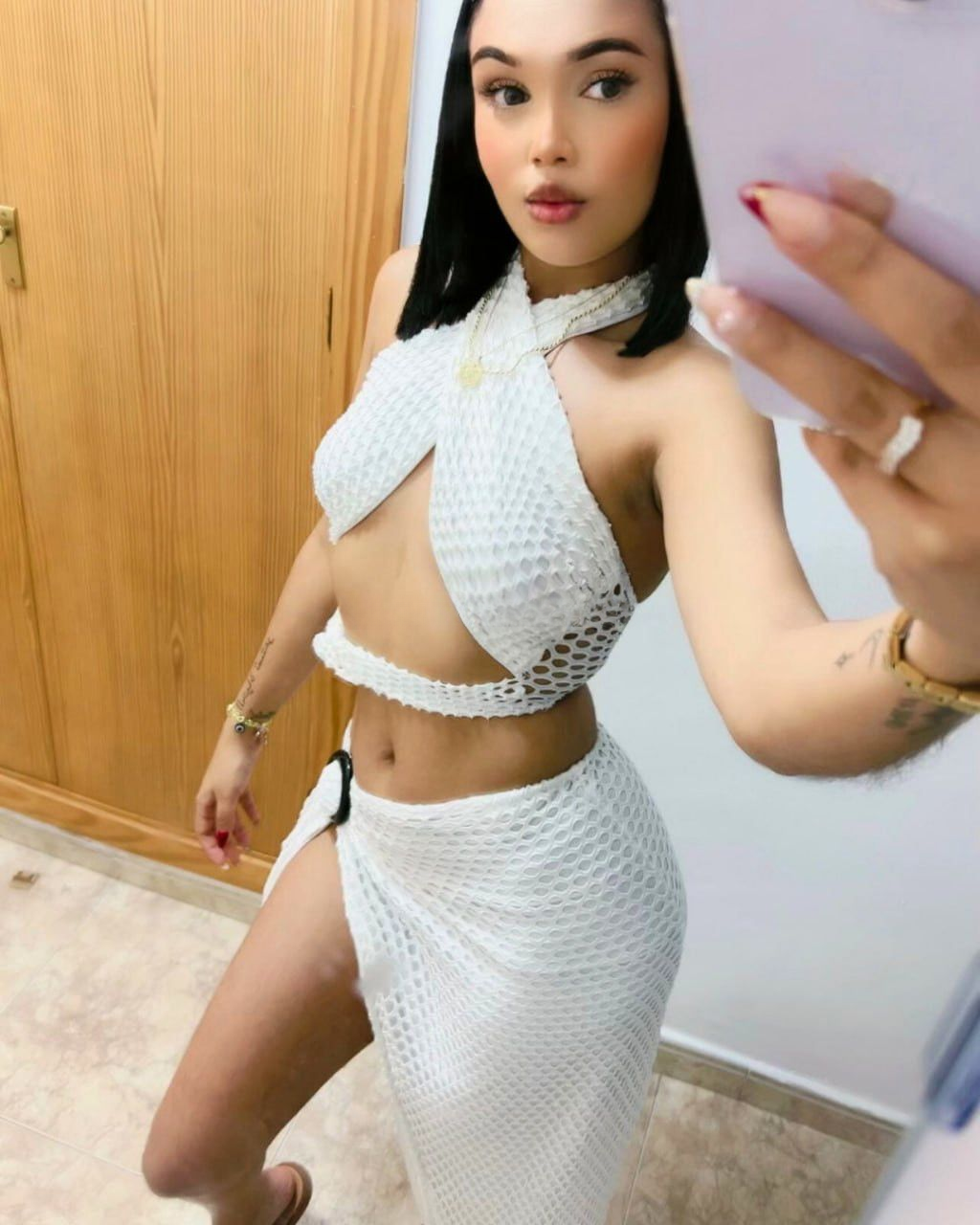 611296945 | BARBARA | Chica
