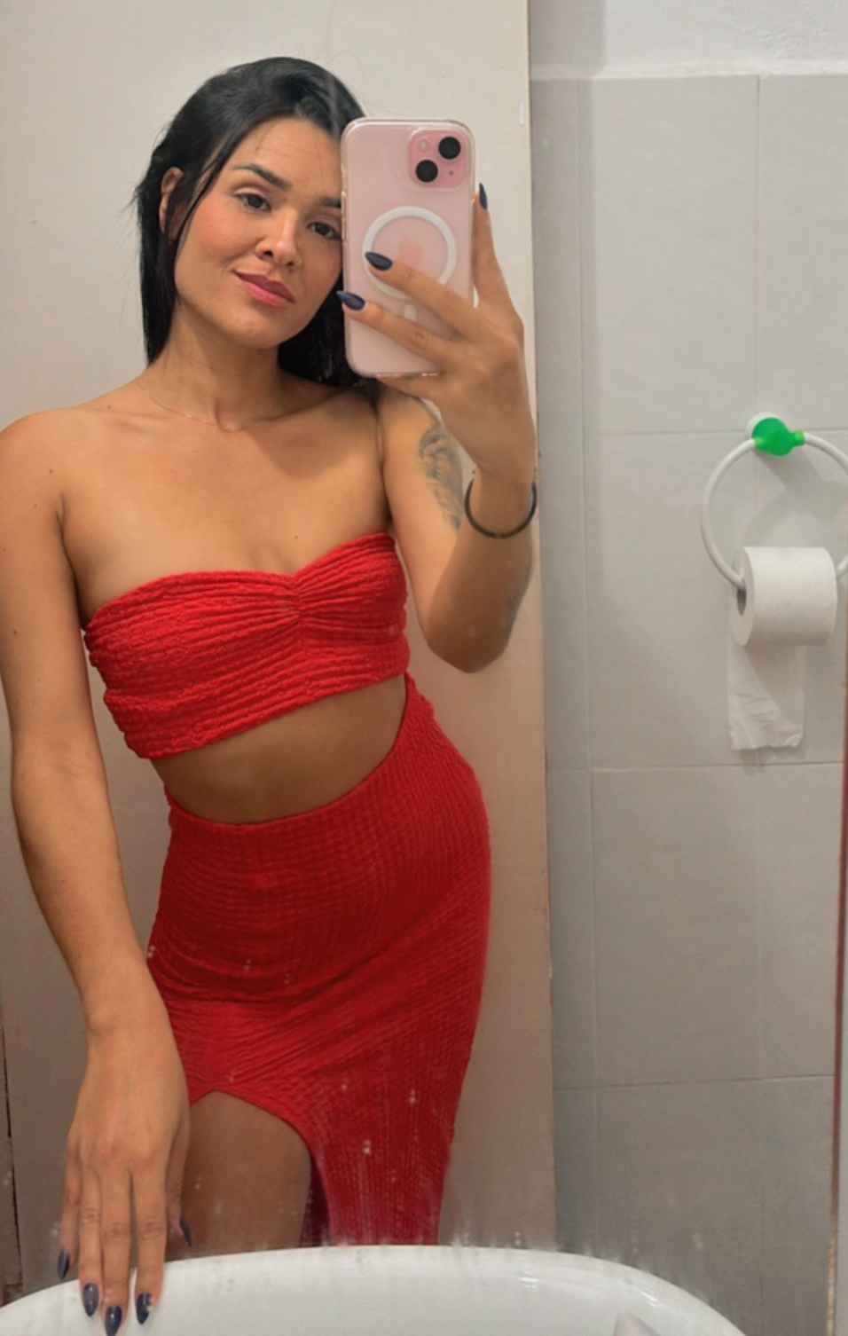 624950896 | NATI | Chica