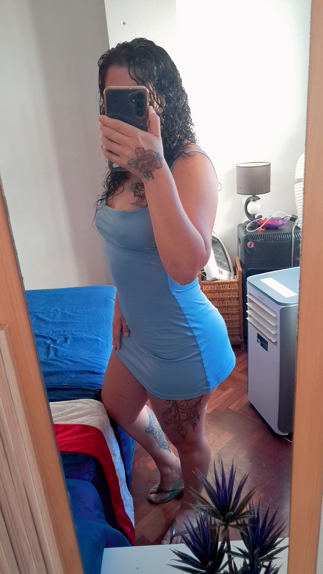 694227702 | SARA | Chica