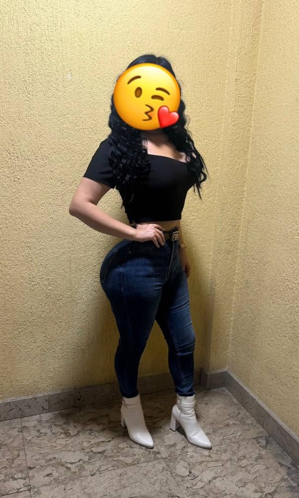 641445869 | KIARA | Chica