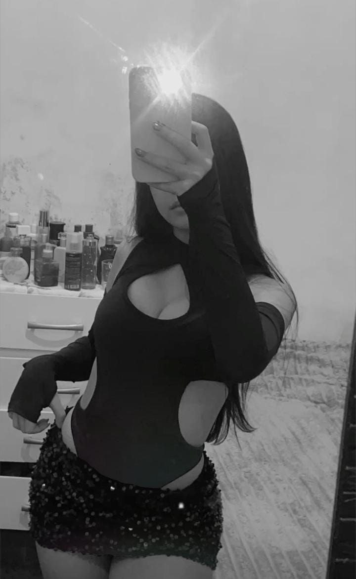 672425680 | VITORIA | Chica