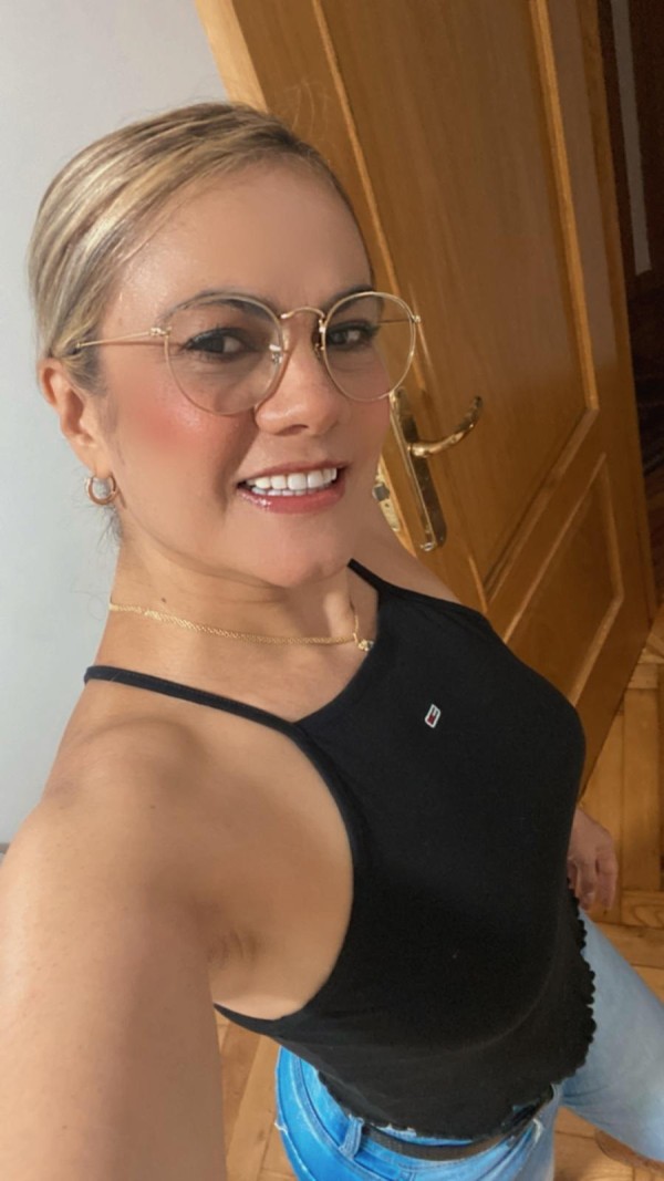 641774979 | CHANEL | Chica