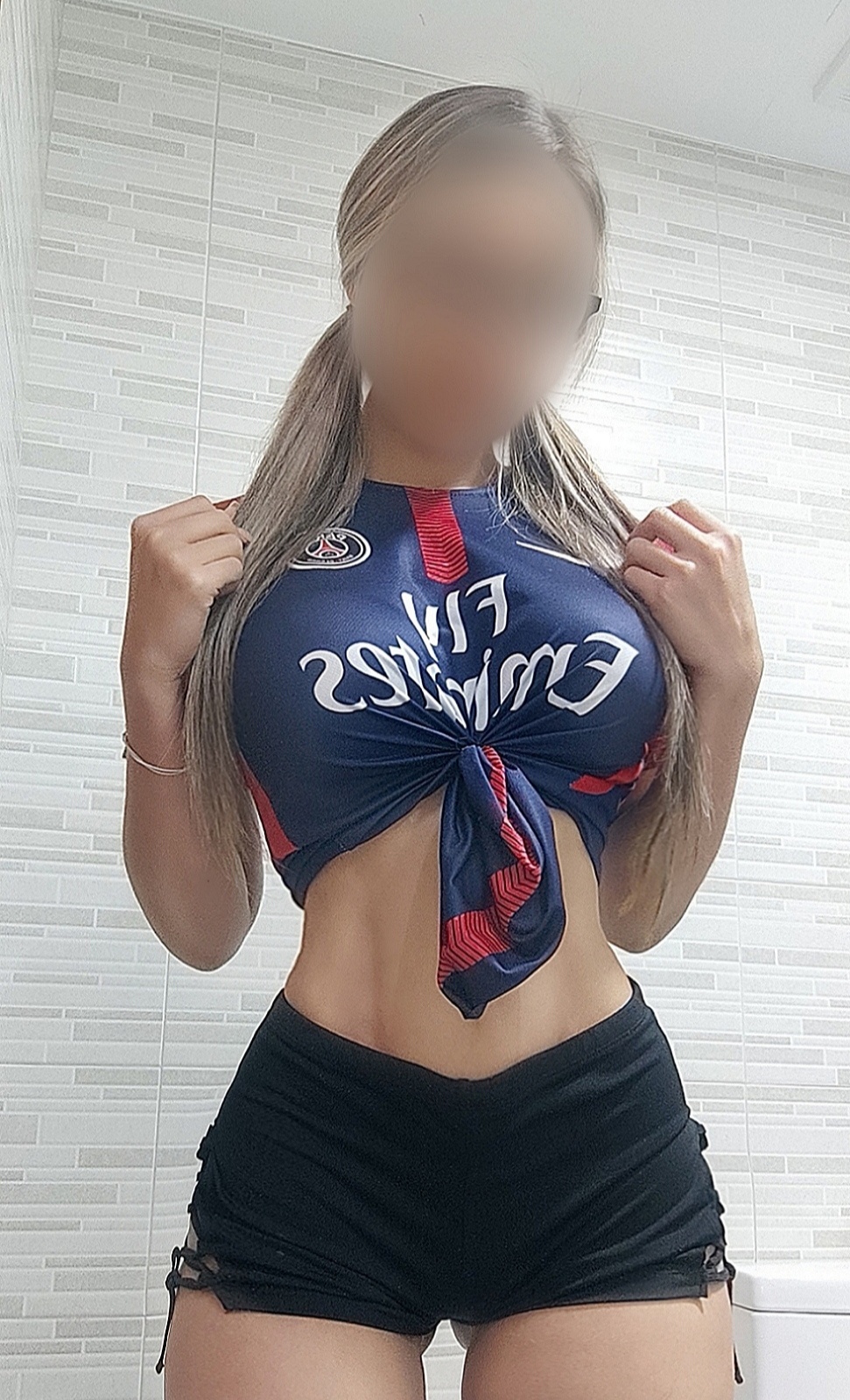 613643500 | EVA | Chica