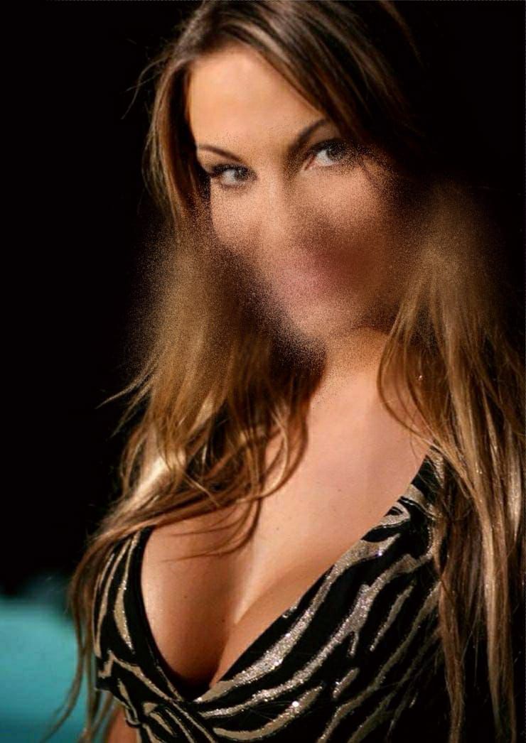 662487563 | GISEL | Escort