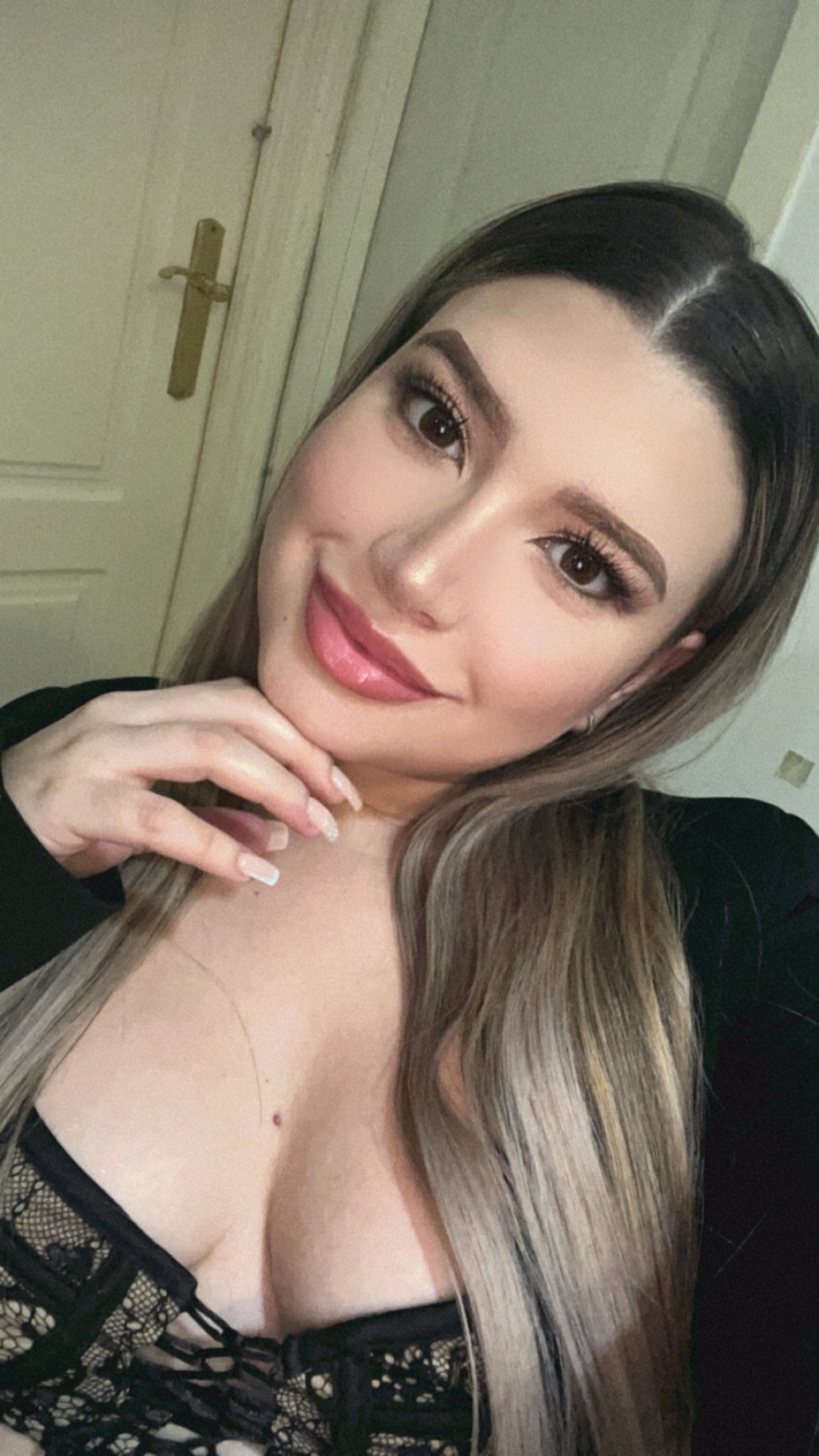 612428989 | SUSANA | Chica